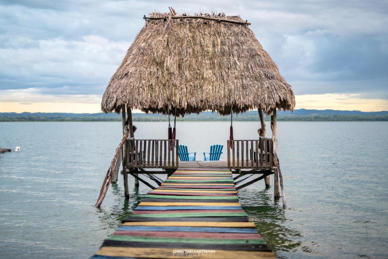 Hotel Gringo Perdido エル・レマテ エクステリア 写真